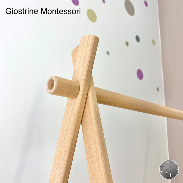 Appendiabiti Montessori in Legno
